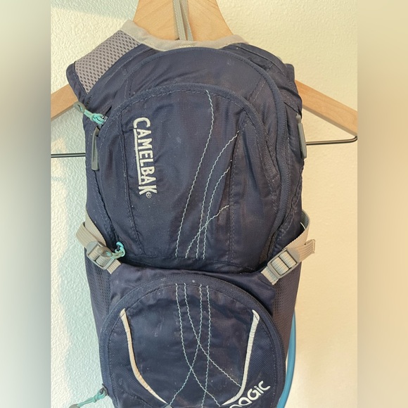 CamelBak Magic Hydration Pack - Picture 5 of 9